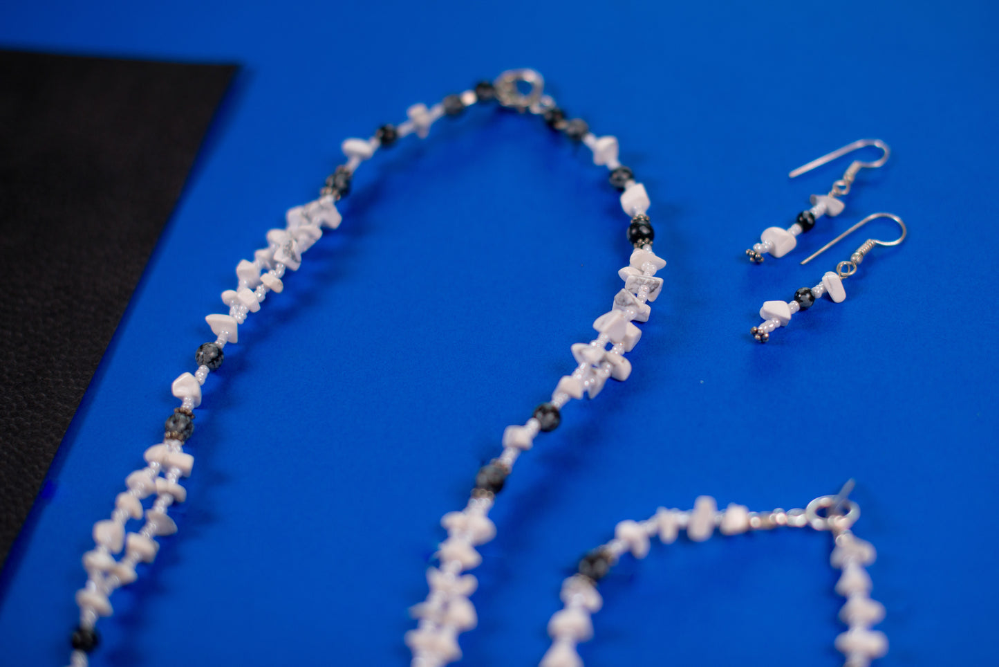 White and Gray drop Necklace/Bracelet/Earrings Set