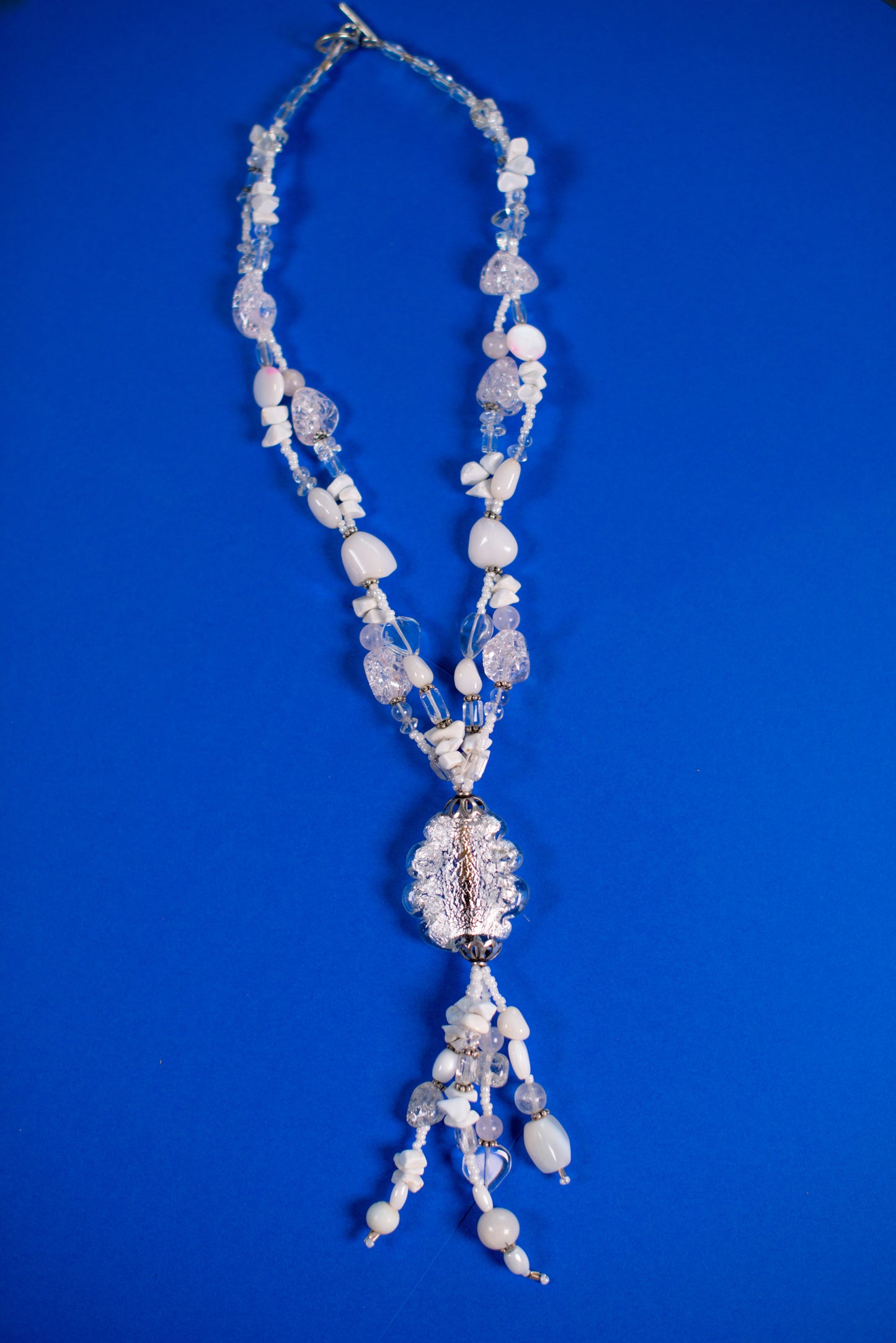 White & Clear Necklace/Bracelet Set